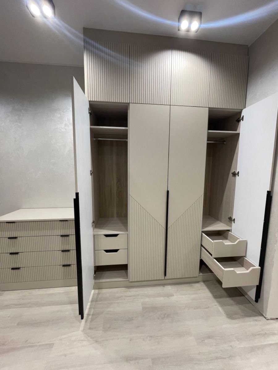 Almari/Wardrobe - Image 13